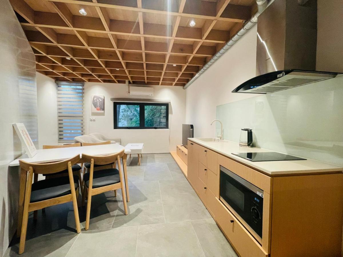 Casa Amarilla Boutique Apartment Ханой Экстерьер фото